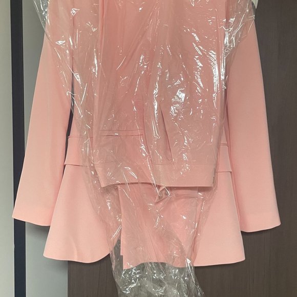 100% silk pink suit set by Korean luxury fashion brand Avouavou - Picture 4 of 4